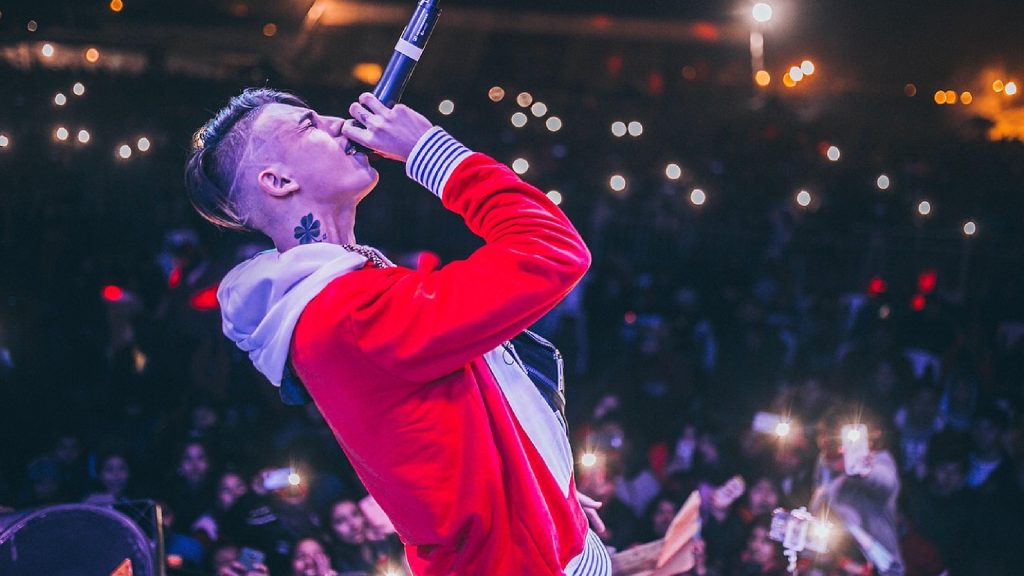 Trapero argentino Khea espera reprogramación de su concierto en Chile ...