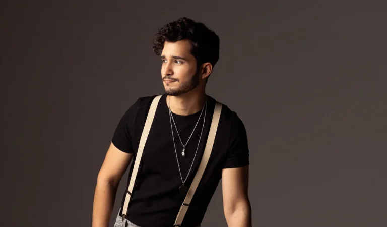 Andrés Obregón: «Hay canciones que nacen para nunca ser escuchadas por nadie»