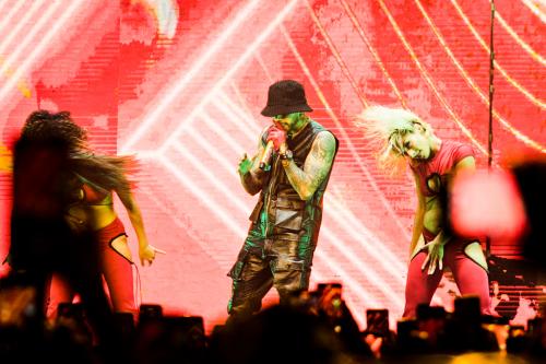 6366235E-3039-46E7-A625-2DE08D953DCA