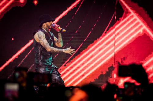 97EC81AF-CFE2-42BC-9E1B-E2C17C542C3C