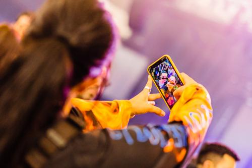 D84D5D59-1EEF-4B28-8C47-7C9168AE198E